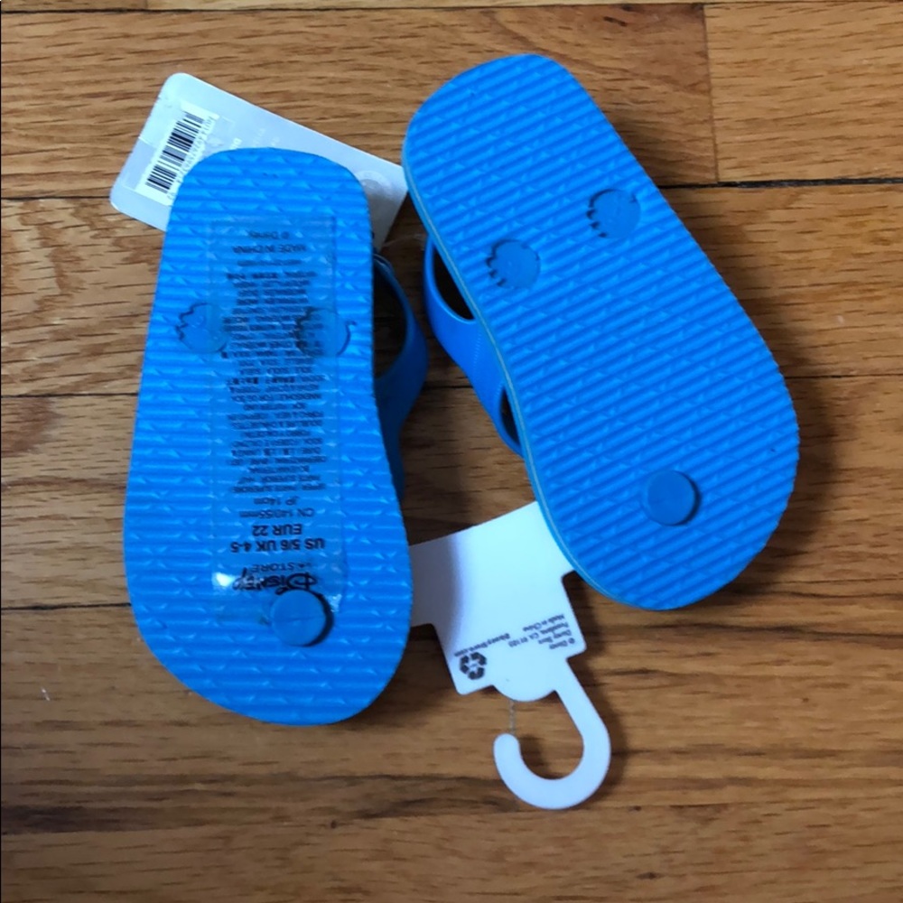 Disney Store Mickey Mouse sandals baby 5/6 - Picture 3 of 5